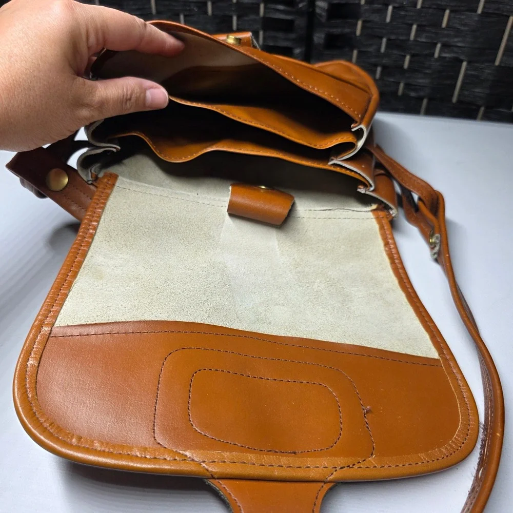 Cueros Argentinos Vintage Tan Leather Crossbody Saddle Bag Small Accordion Purse